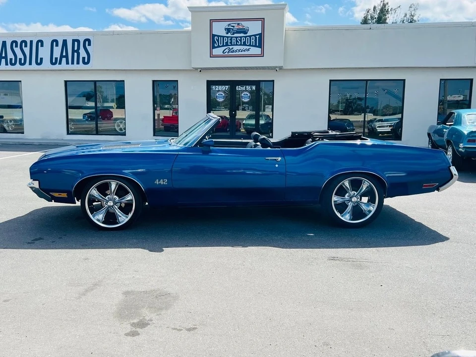 1971 Oldsmobile Cutlass 3rd Gen - Image 2 of 12
