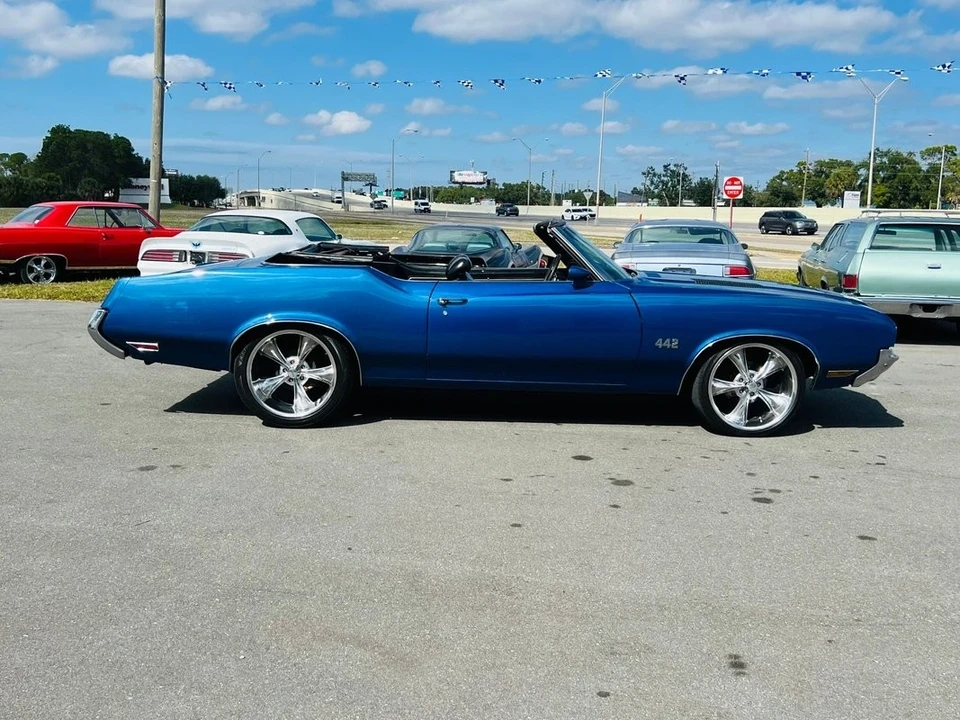 1971 Oldsmobile Cutlass 3rd Gen - Image 7 of 12