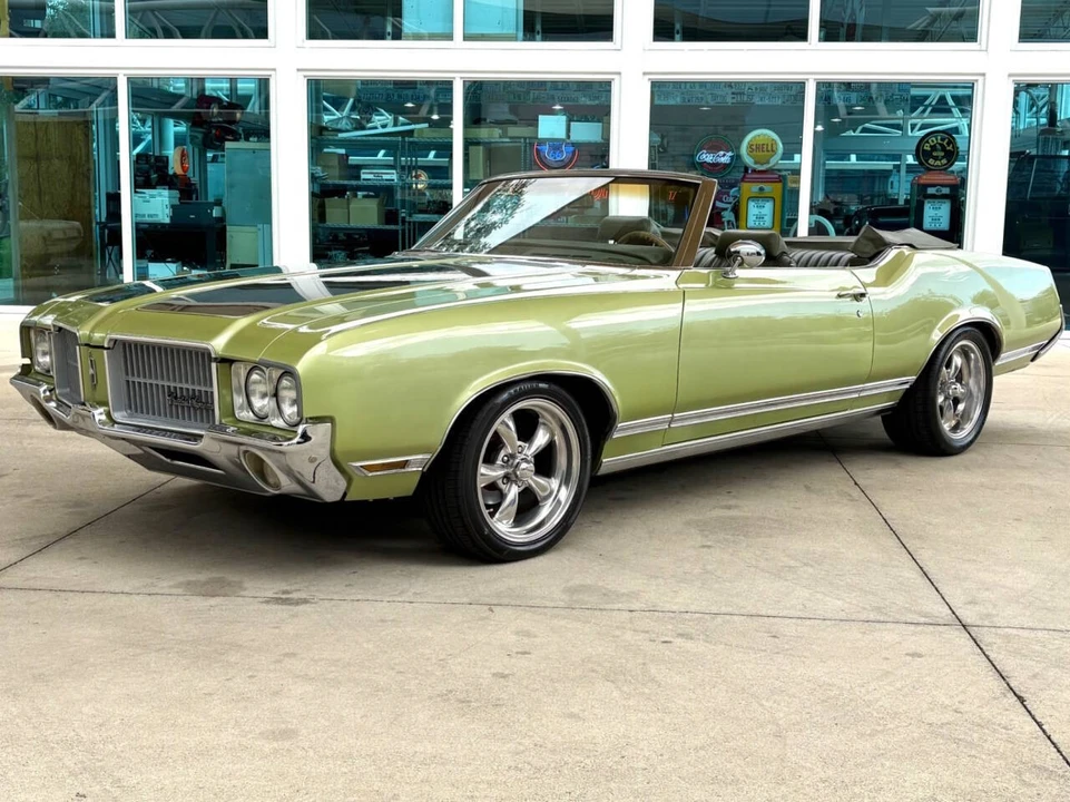 1971 Oldsmobile Cutlass 3rd Gen - Image 11 of 31