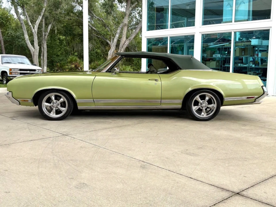 1971 Oldsmobile Cutlass 3rd Gen - Image 24 of 31