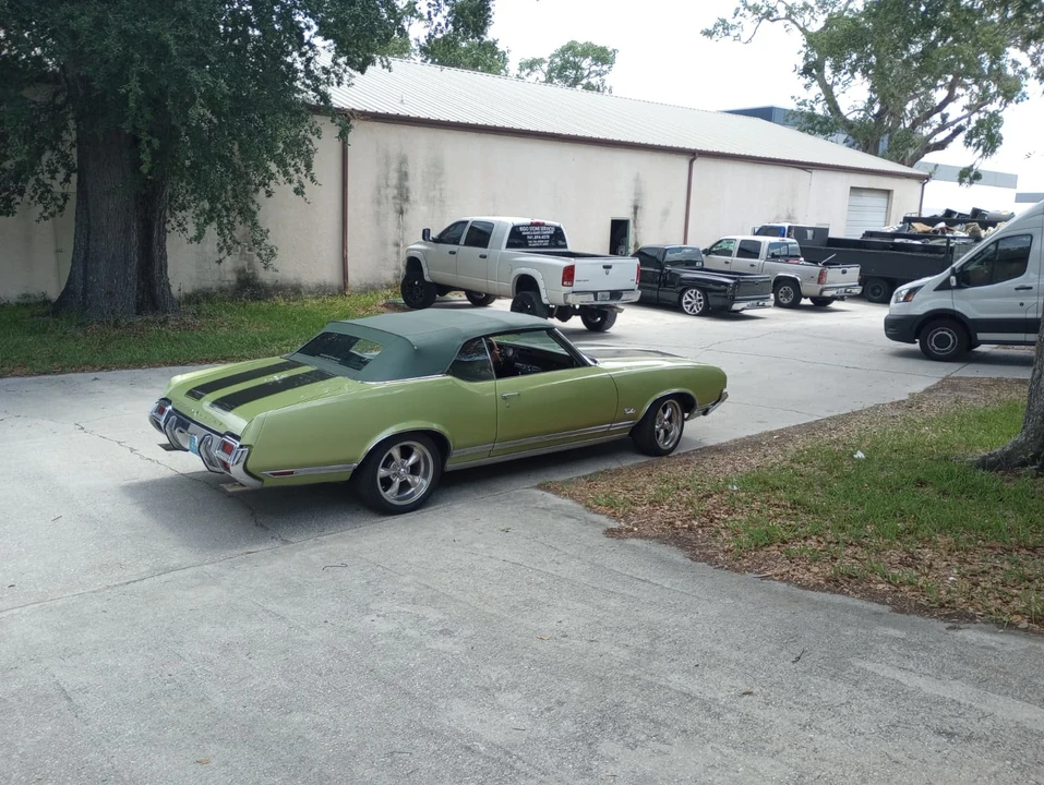 1971 Oldsmobile Cutlass 3rd Gen - Image 8 of 12