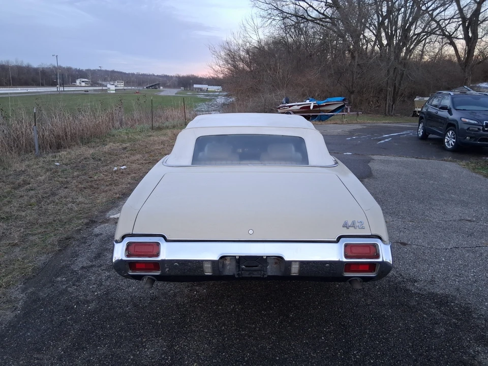 1971 Oldsmobile Cutlass 3rd Gen - Image 8 of 21