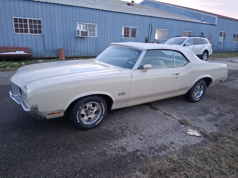 1971 Oldsmobile Cutlass 3rd Gen - Image 10 of 21