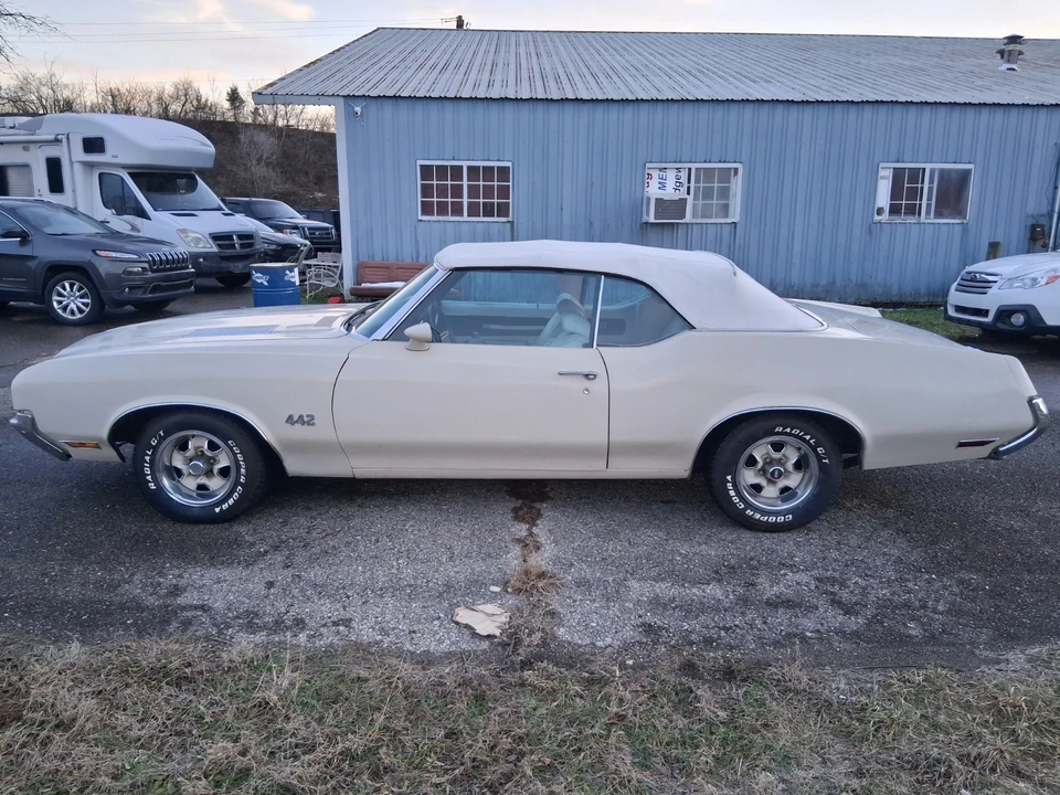 1971 Oldsmobile Cutlass 3rd Gen - Image 9 of 21