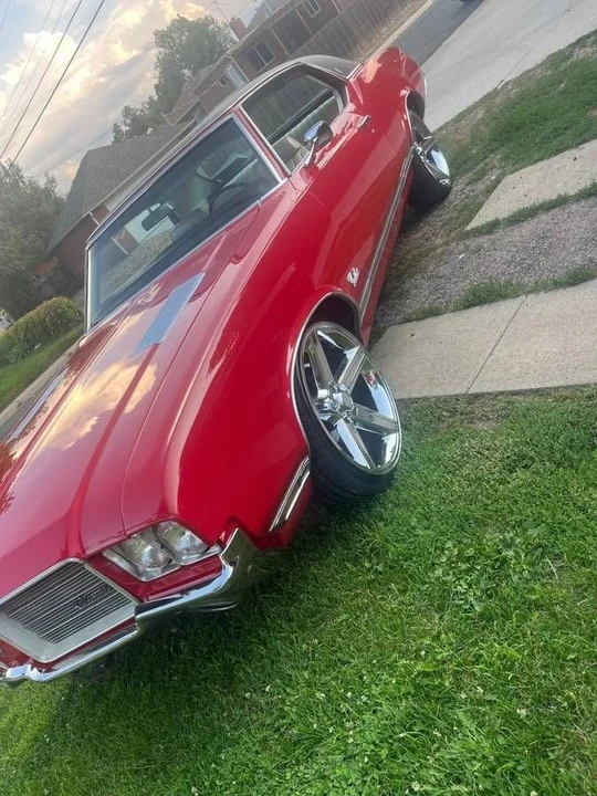 1971 Oldsmobile Cutlass 3rd Gen - Image 4 of 7