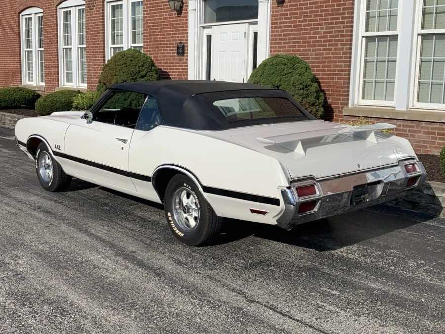 1971 Oldsmobile Cutlass 3rd Gen - Image 3 of 8