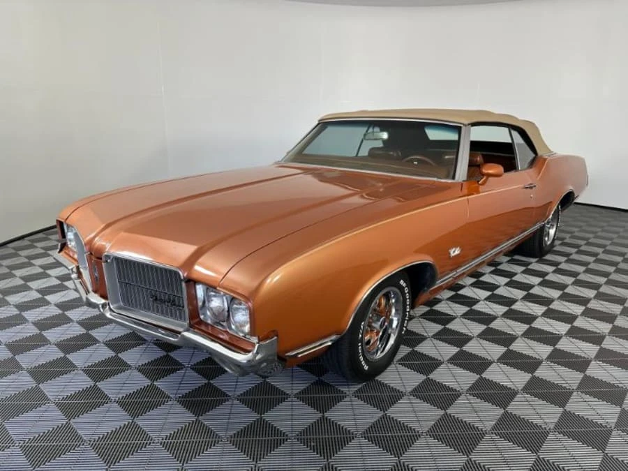 1971 Oldsmobile Cutlass 3rd Gen - Image 2 of 6