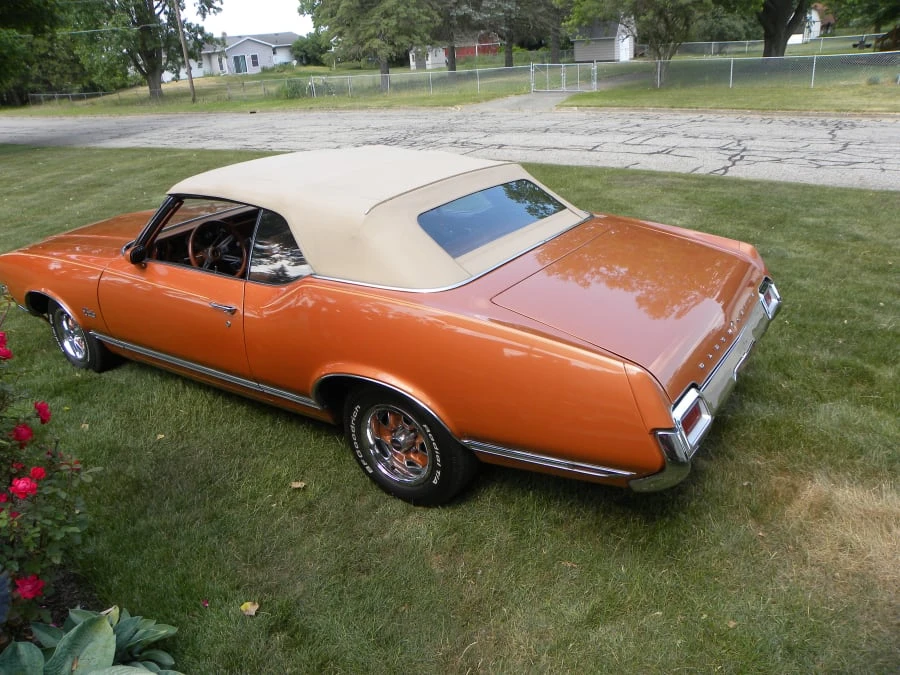 1971 Oldsmobile Cutlass 3rd Gen - Image 3 of 6