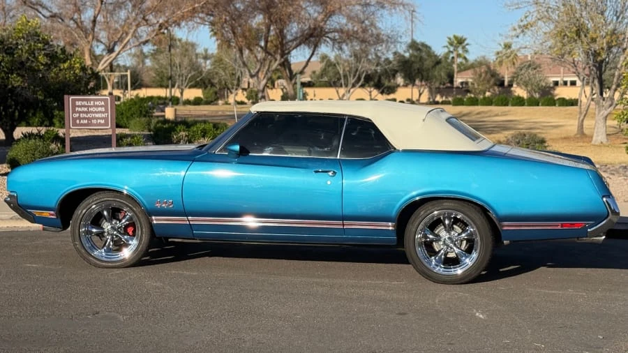 1971 Oldsmobile Cutlass 3rd Gen - Image 2 of 26