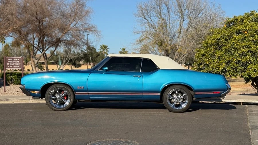 1971 Oldsmobile Cutlass 3rd Gen - Image 9 of 26