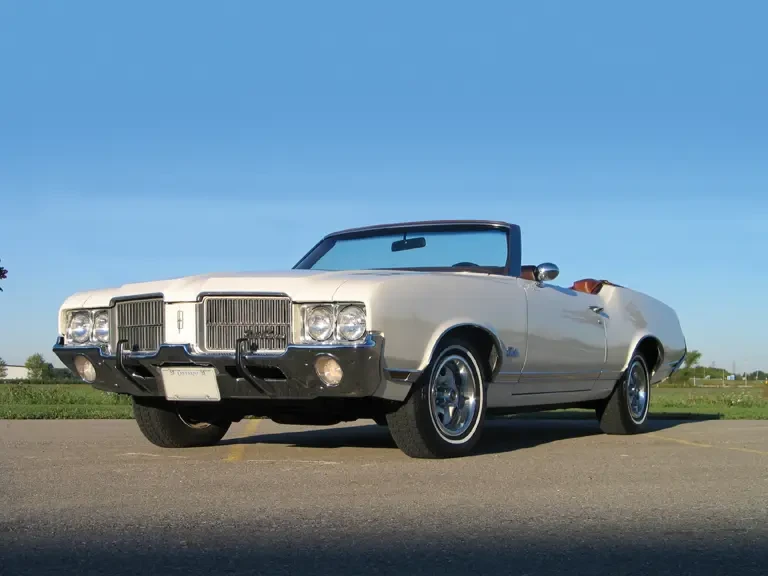 1971 Oldsmobile Cutlass 3rd Gen - Image 2 of 2