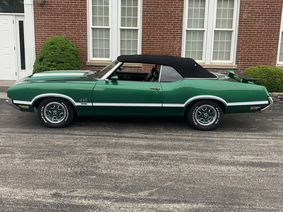 1971 Oldsmobile Cutlass 3rd Gen - Image 2 of 8
