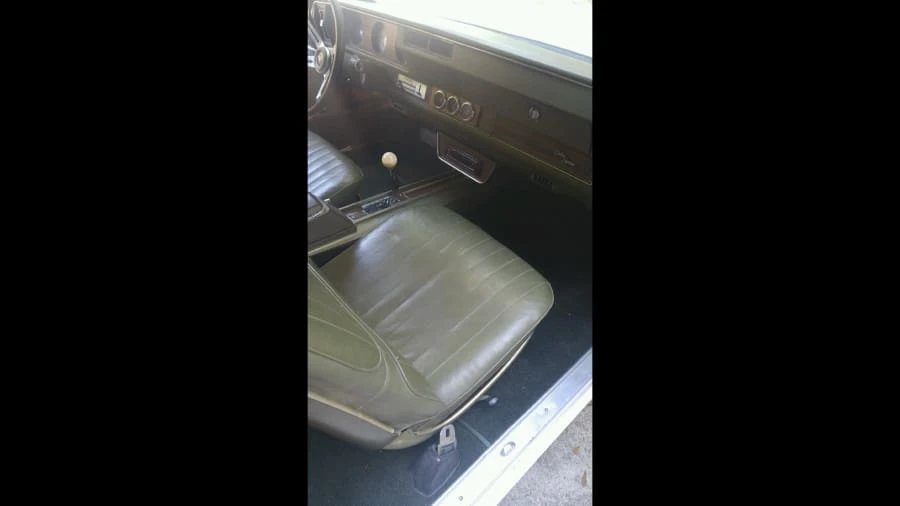 1971 Oldsmobile Cutlass 3rd Gen - Image 4 of 9
