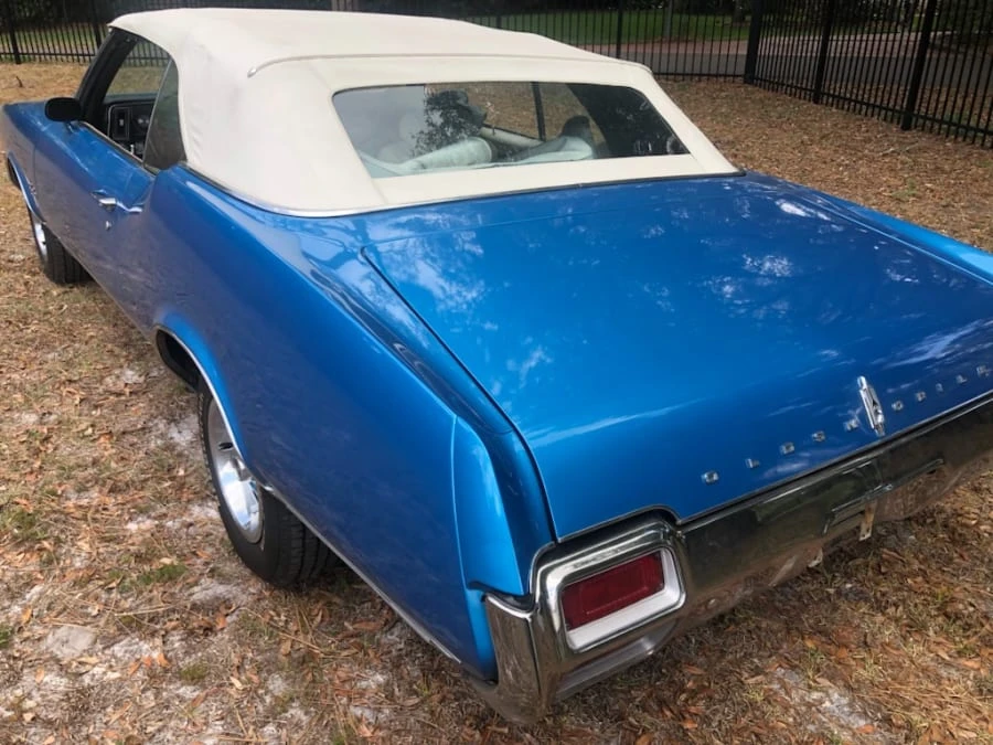 1971 Oldsmobile Cutlass 3rd Gen - Image 4 of 6