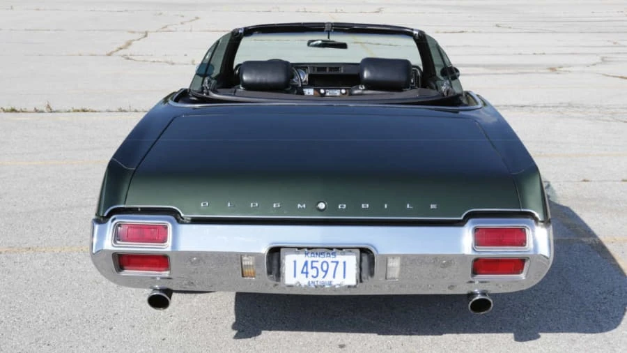 1971 Oldsmobile Cutlass 3rd Gen - Image 9 of 12