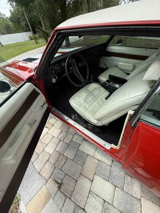 1971 Oldsmobile Cutlass 3rd Gen - Image 9 of 14