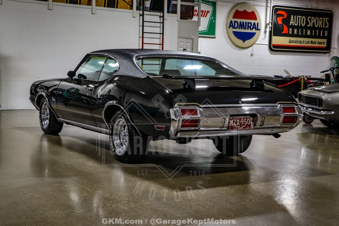 1971 Oldsmobile Cutlass 3rd Gen - Image 8 of 12