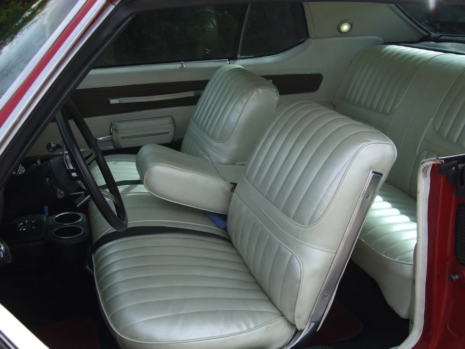 1971 Oldsmobile Cutlass 3rd Gen - Image 15 of 21
