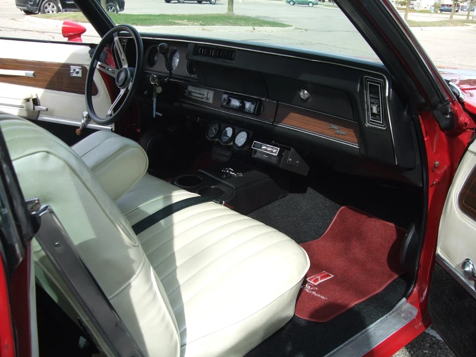 1971 Oldsmobile Cutlass 3rd Gen - Image 14 of 21