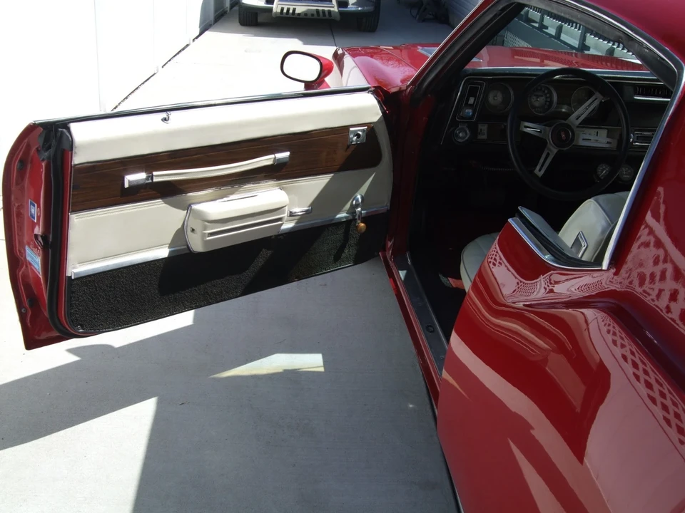 1971 Oldsmobile Cutlass 3rd Gen - Image 3 of 21