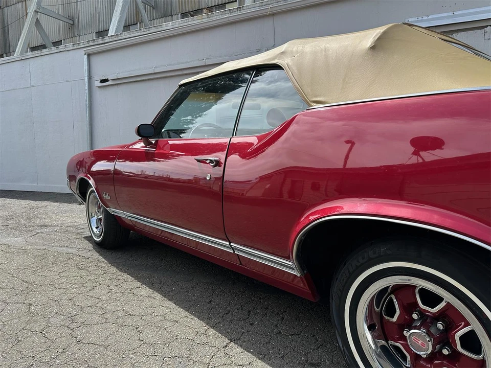 1971 Oldsmobile Cutlass Supreme - Image 25 of 31