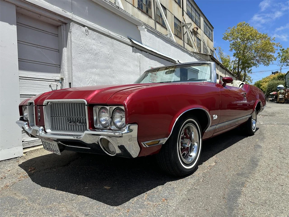 1971 Oldsmobile Cutlass Supreme - Image 10 of 31
