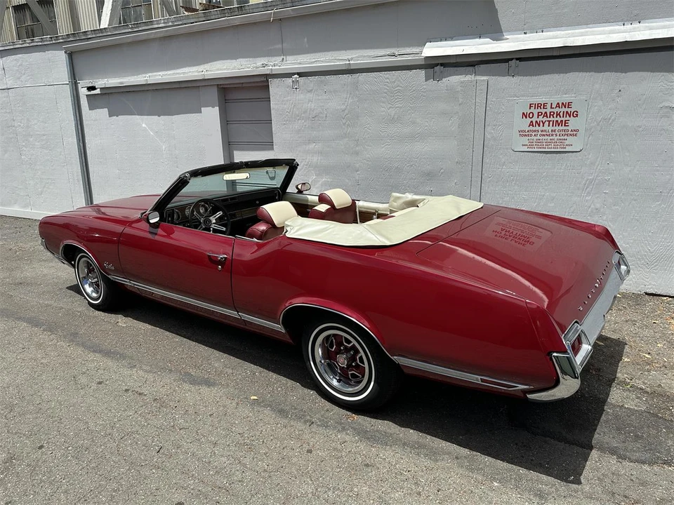 1971 Oldsmobile Cutlass Supreme - Image 14 of 31