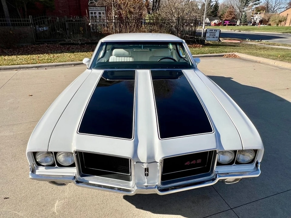 1971 Oldsmobile Cutlass 3rd Gen - Image 10 of 12