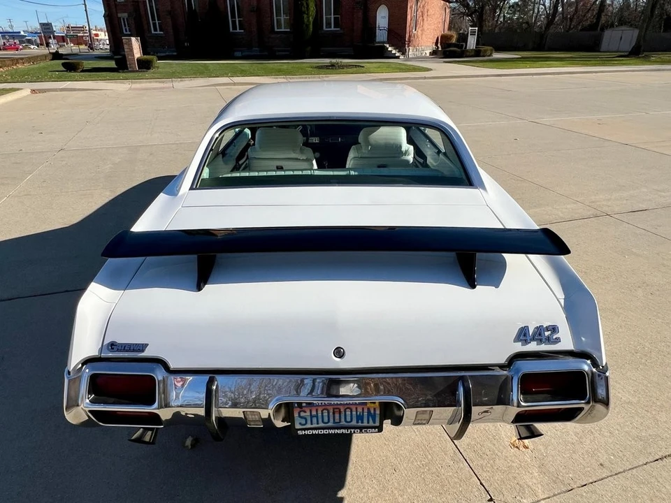 1971 Oldsmobile Cutlass Supreme - Image 13 of 21