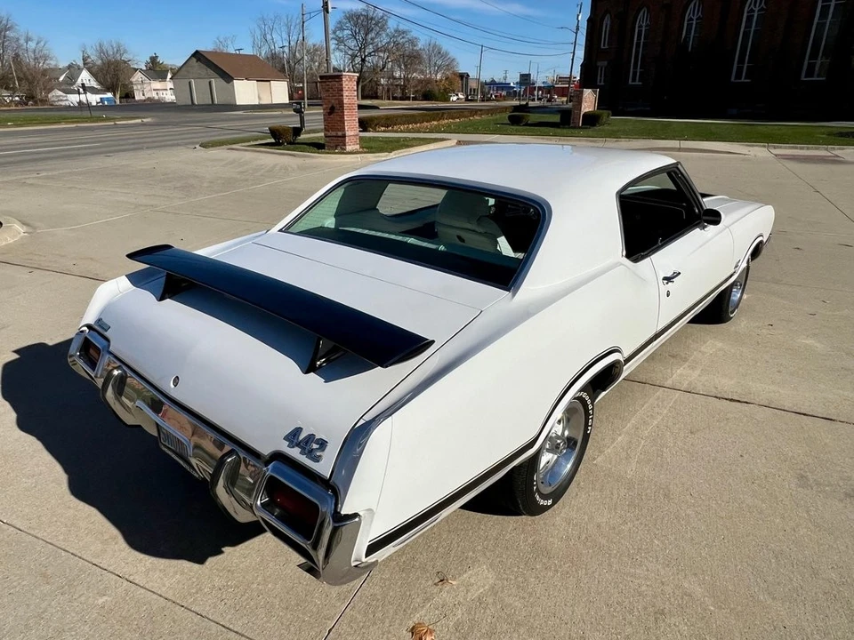 1971 Oldsmobile Cutlass Supreme - Image 12 of 21