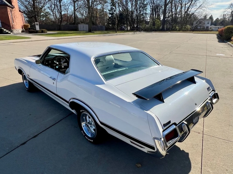 1971 Oldsmobile Cutlass Supreme - Image 14 of 21