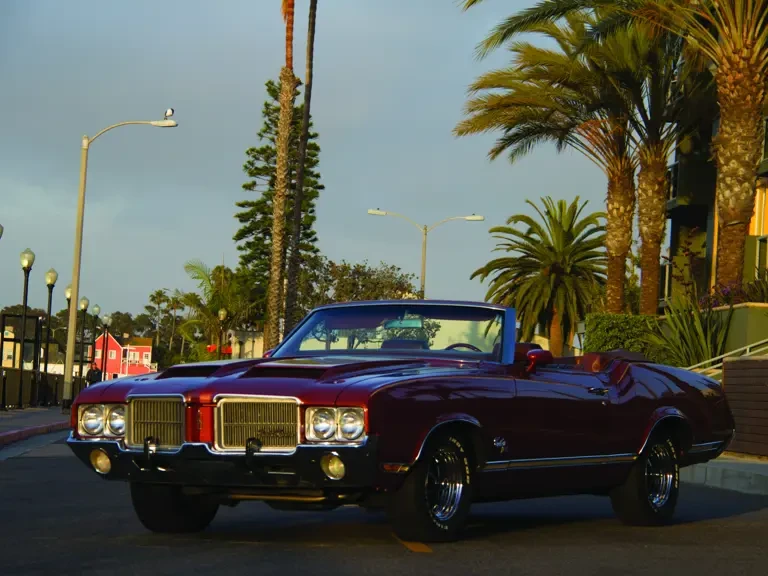 1971 Oldsmobile Cutlass Supreme - Image 2 of 2