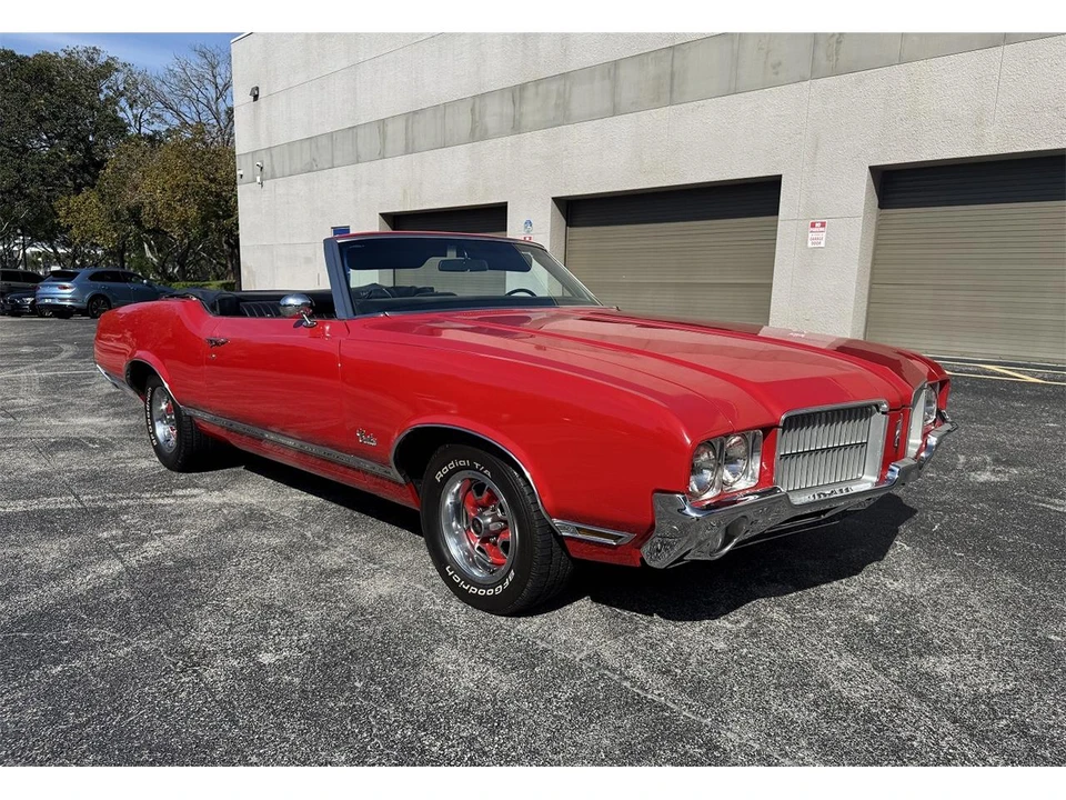 1971 Oldsmobile Cutlass Supreme - Image 2 of 31