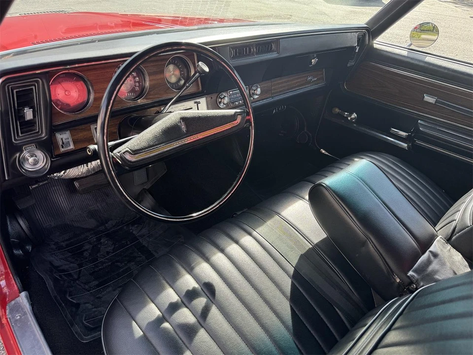 1971 Oldsmobile Cutlass Supreme - Image 24 of 31