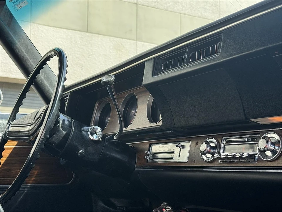 1971 Oldsmobile Cutlass Supreme - Image 25 of 31