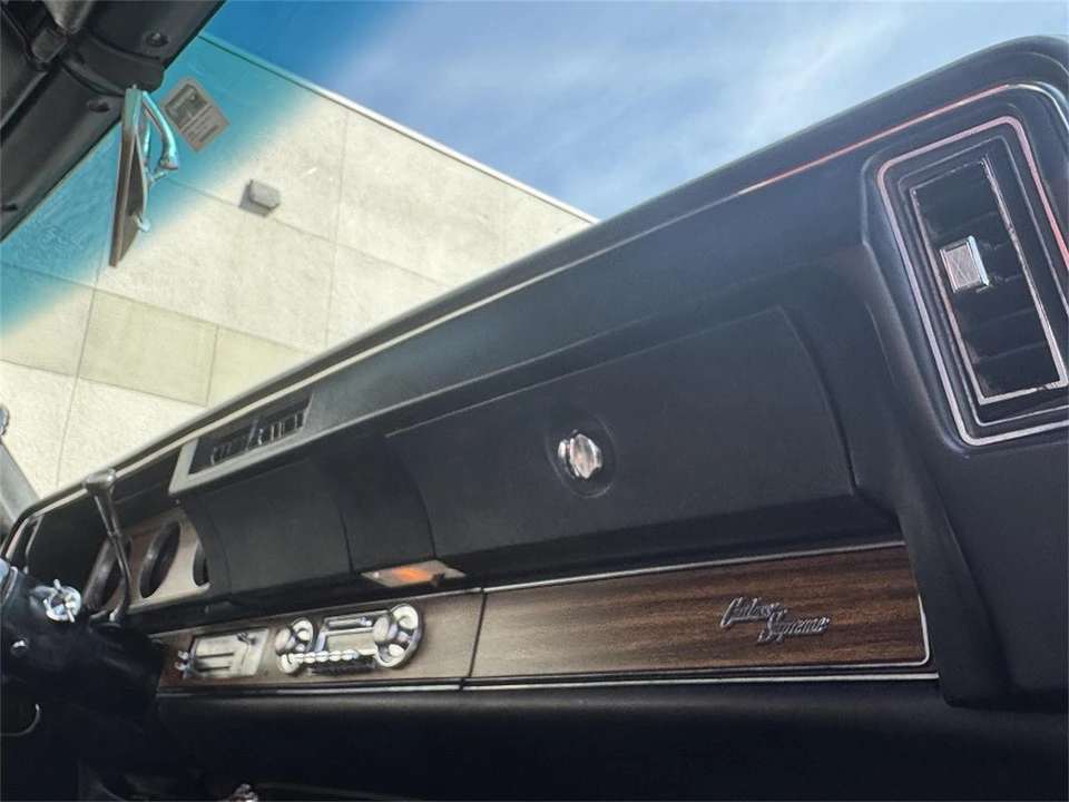 1971 Oldsmobile Cutlass Supreme - Image 26 of 31