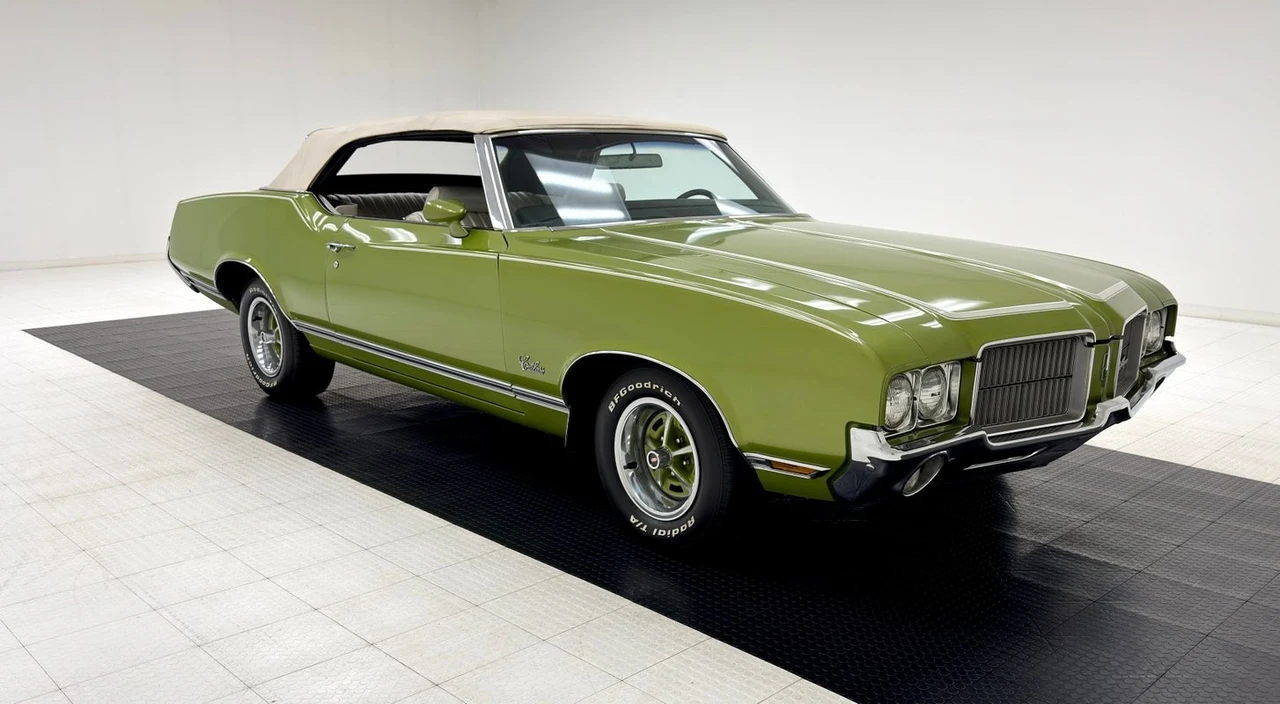 1971 Oldsmobile Cutlass Supreme - Image 10 of 12