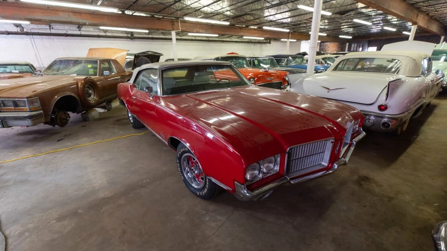 1971 Oldsmobile Cutlass Supreme - Image 2 of 20