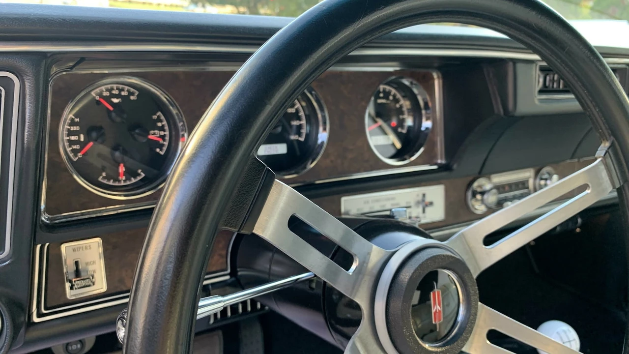 1971 Oldsmobile Cutlass Supreme - Image 6 of 8