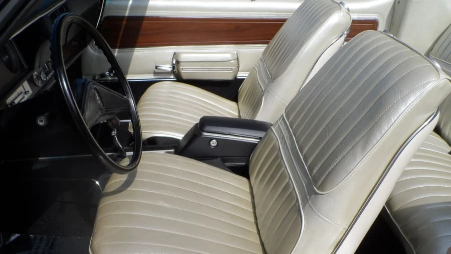 1971 Oldsmobile Cutlass Supreme - Image 4 of 12