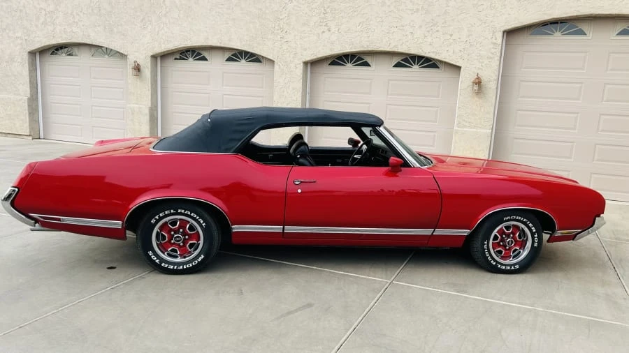 1971 Oldsmobile Cutlass Supreme - Image 2 of 31
