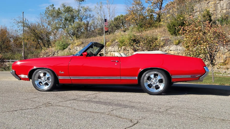 1971 Oldsmobile Cutlass Supreme - Image 2 of 14