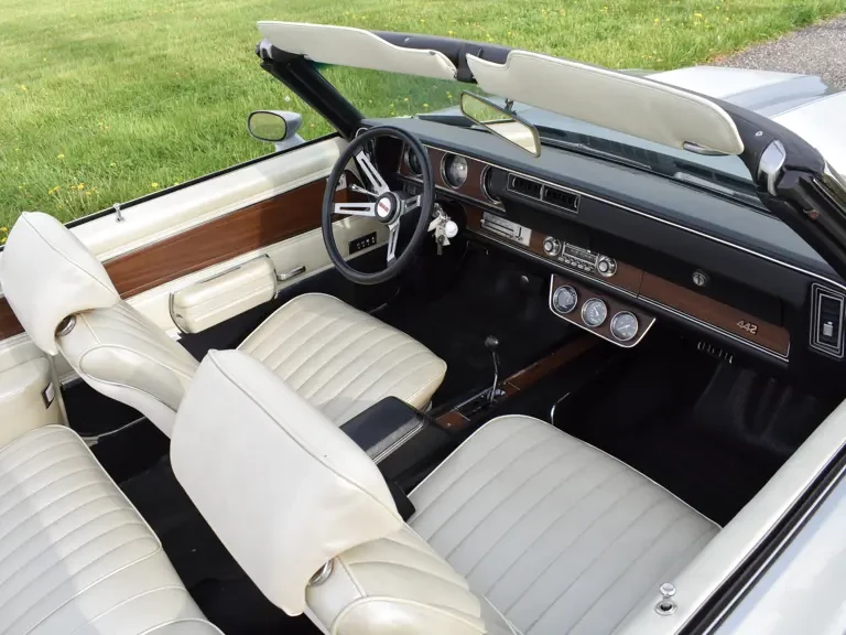 1971 Oldsmobile Cutlass Supreme - Image 9 of 13