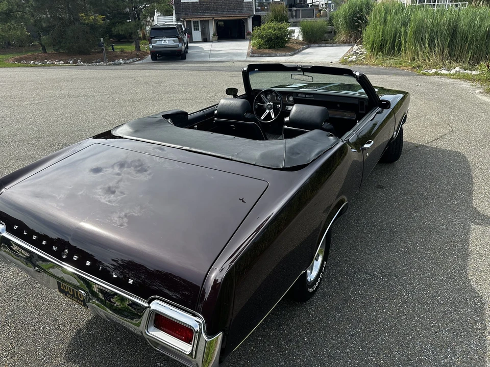 1971 Oldsmobile Cutlass Supreme - Image 16 of 31