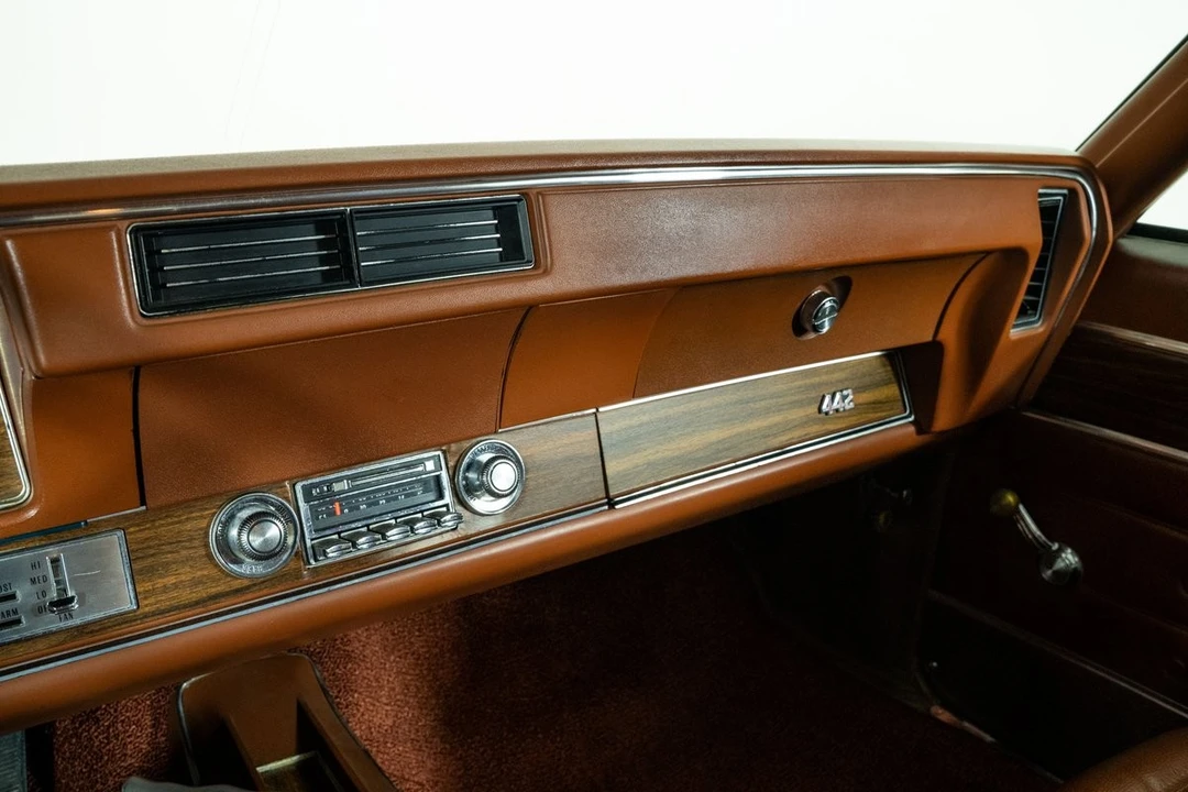 1971 Oldsmobile Cutlass 3rd Gen - Image 30 of 31