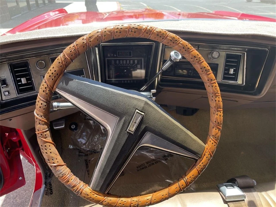 1971 Oldsmobile Toronado - Image 15 of 31