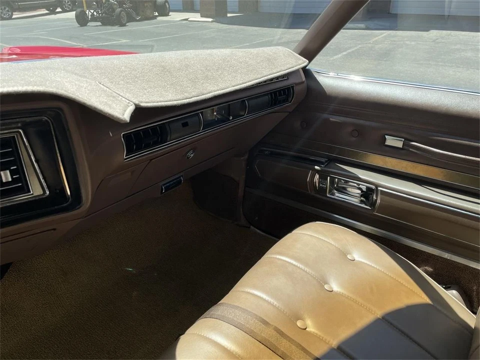 1971 Oldsmobile Toronado - Image 14 of 31