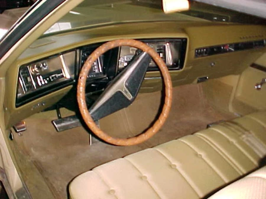 1971 Oldsmobile Toronado - Image 15 of 31