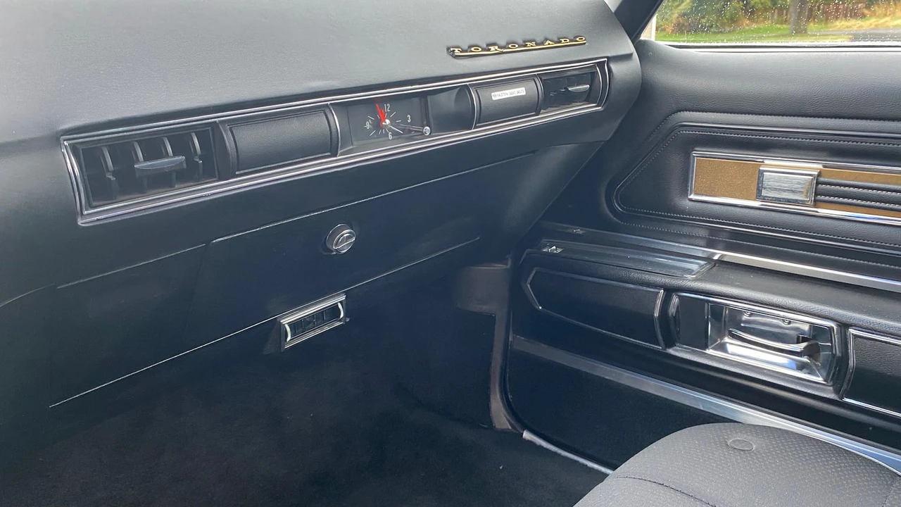 1971 Oldsmobile Toronado - Image 6 of 8