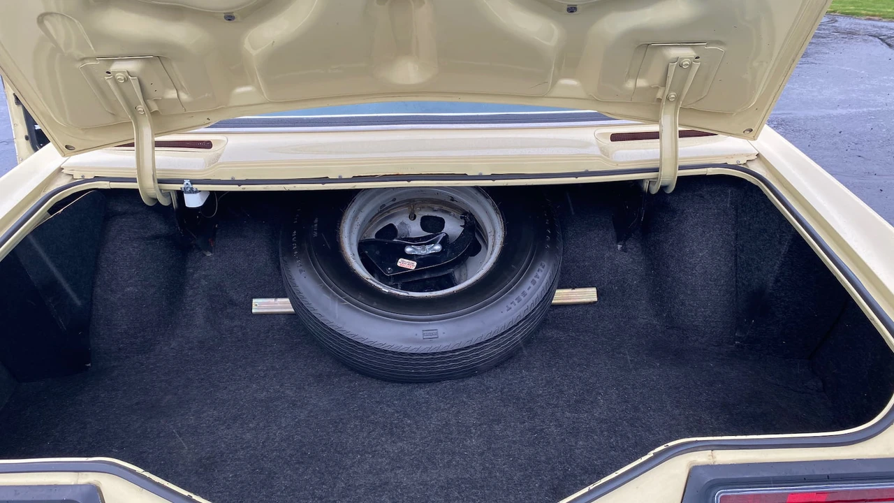 1971 Oldsmobile Toronado - Image 7 of 8